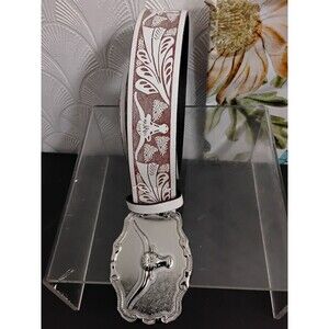 Bull head buckle belt   Size 32